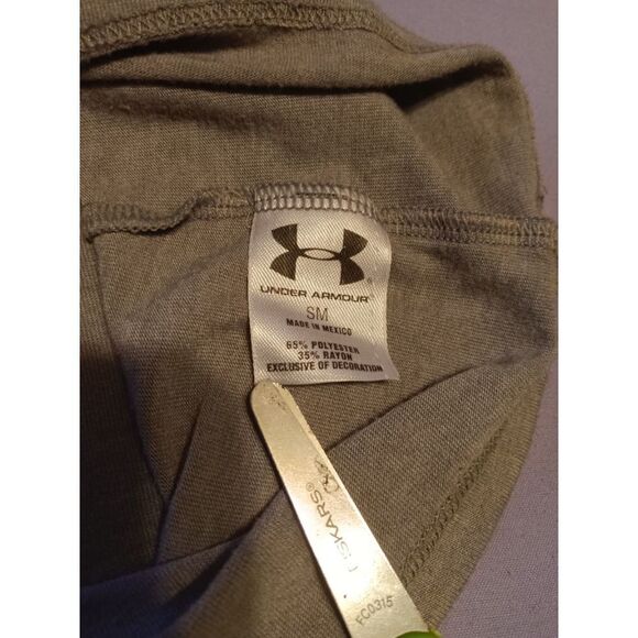 Under Armour brand Tee - Size: Small  (0367) - Picture 5 of 8